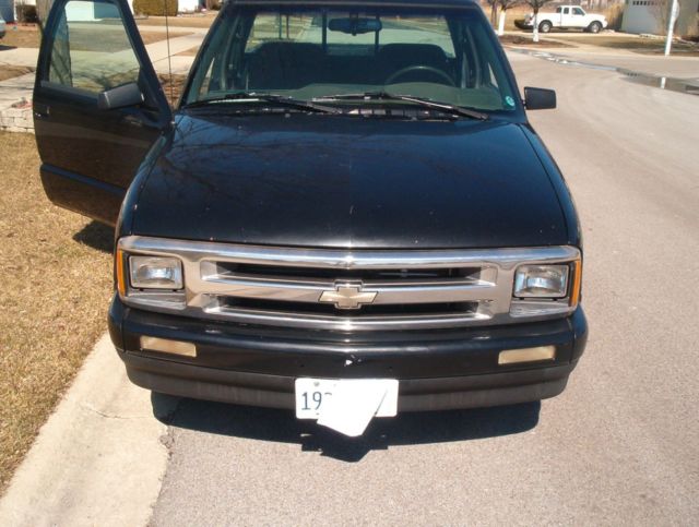 1994 Black Chevrolet Other Pickups Extended Cab Pickup