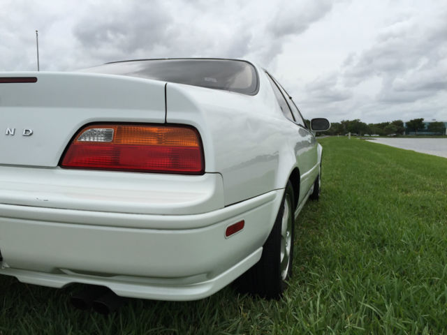 1994 White Acura Legend Coupe
