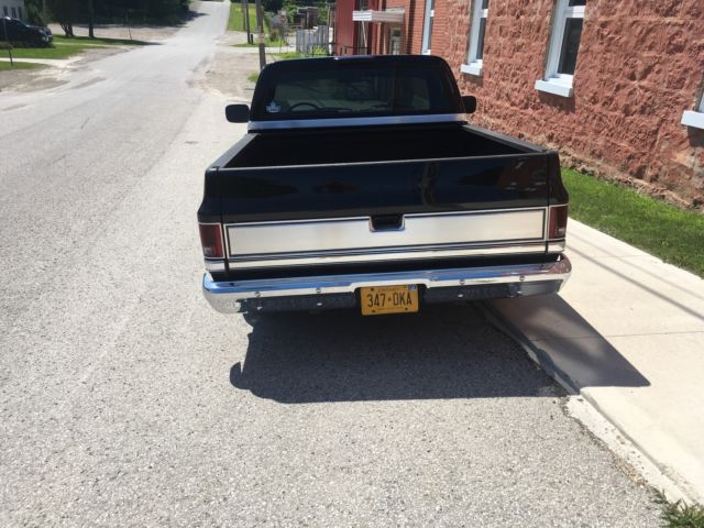 1985 Black GMC Sierra 1500