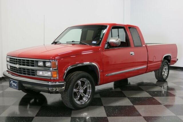 1989 Red Chevrolet C/K Pickup 1500 Pickup Truck