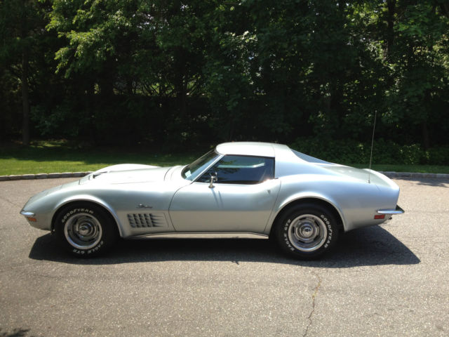 1970 Silver Chevrolet Corvette