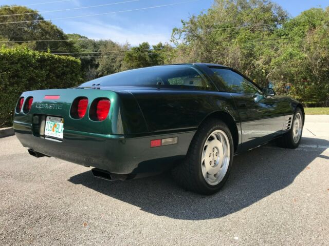 1993 Green Chevrolet Corvette Coupe