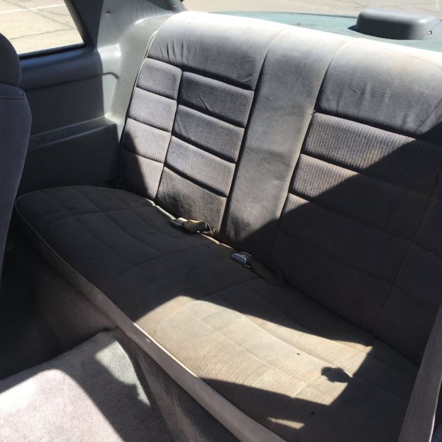 1986 Black & White Ford Mustang Coupe