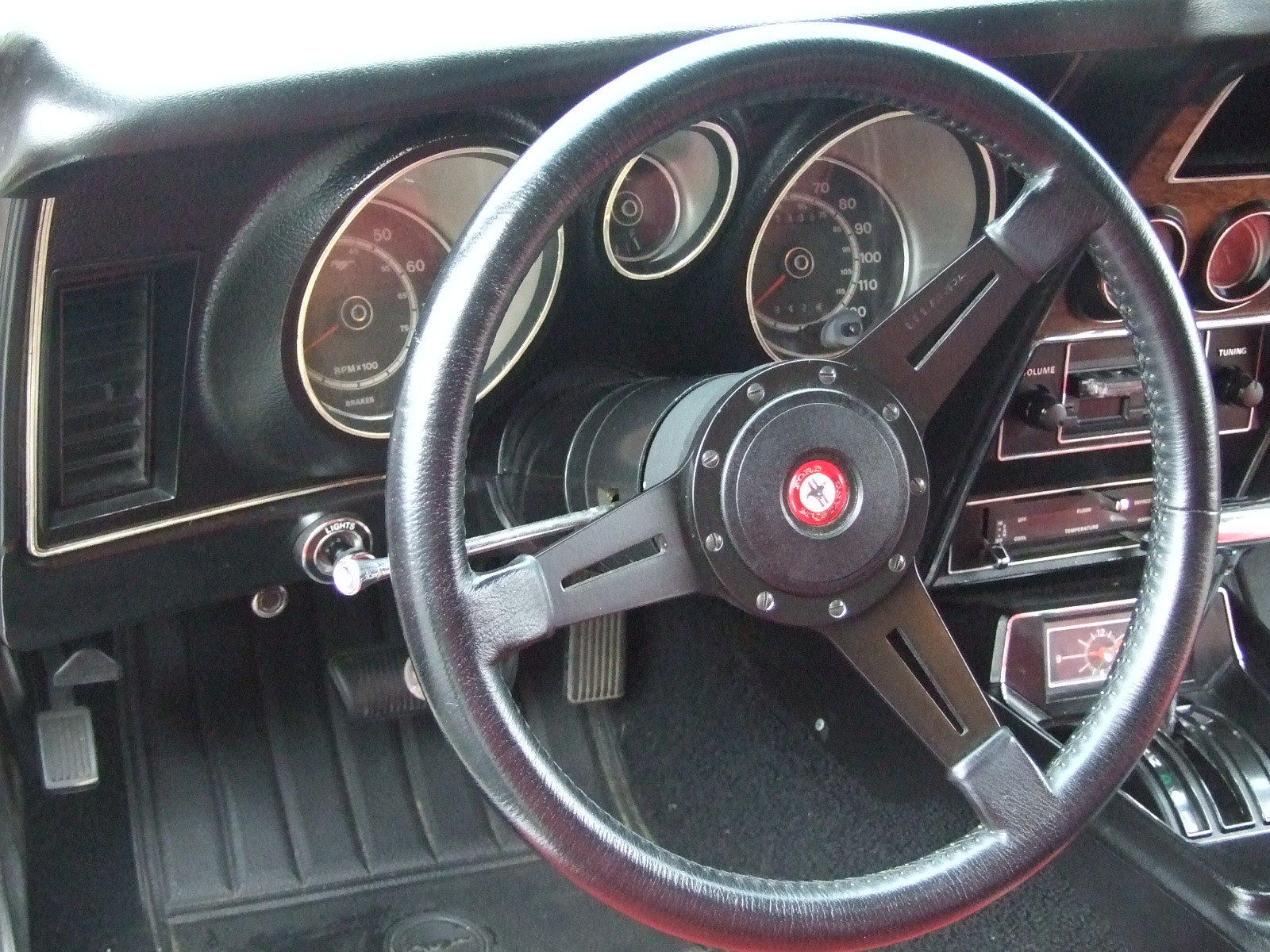 1971 White Ford Mustang