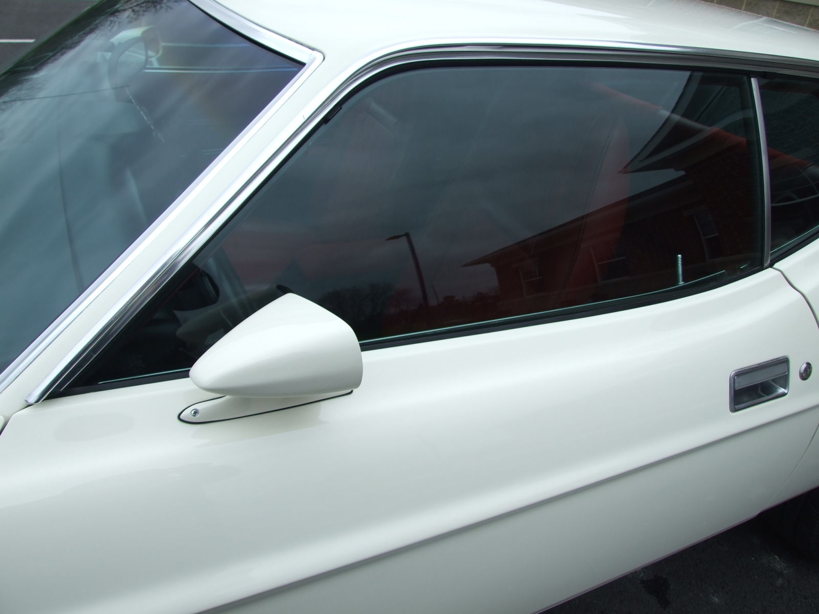 1971 White Ford Mustang