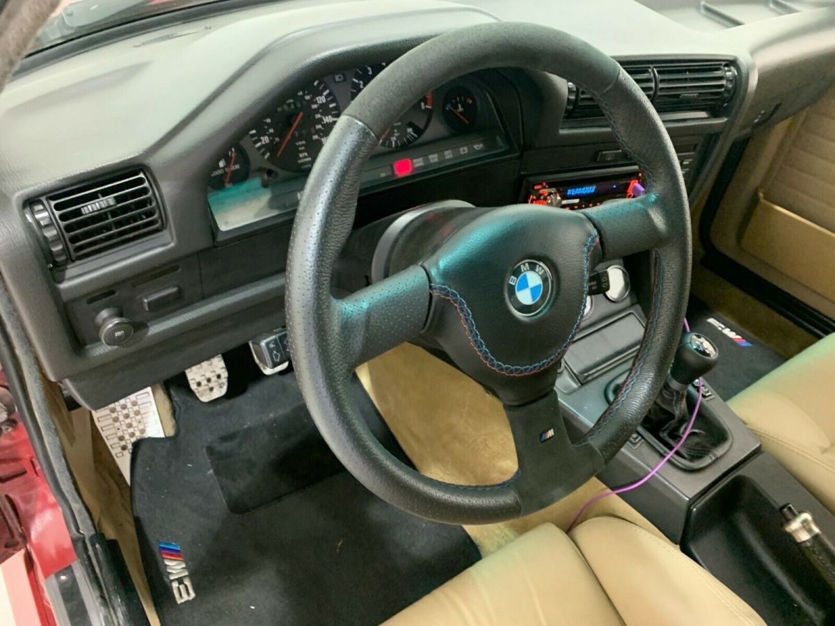 1989 Red BMW 3-Series Coupe