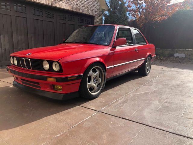 1991 Red BMW 3-Series Coupe