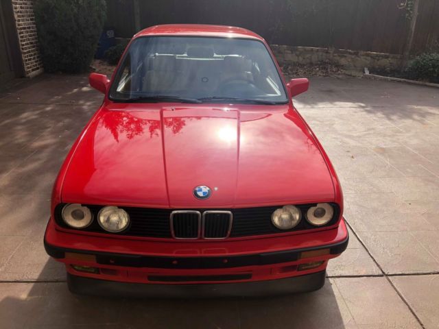1991 Red BMW 3-Series Coupe