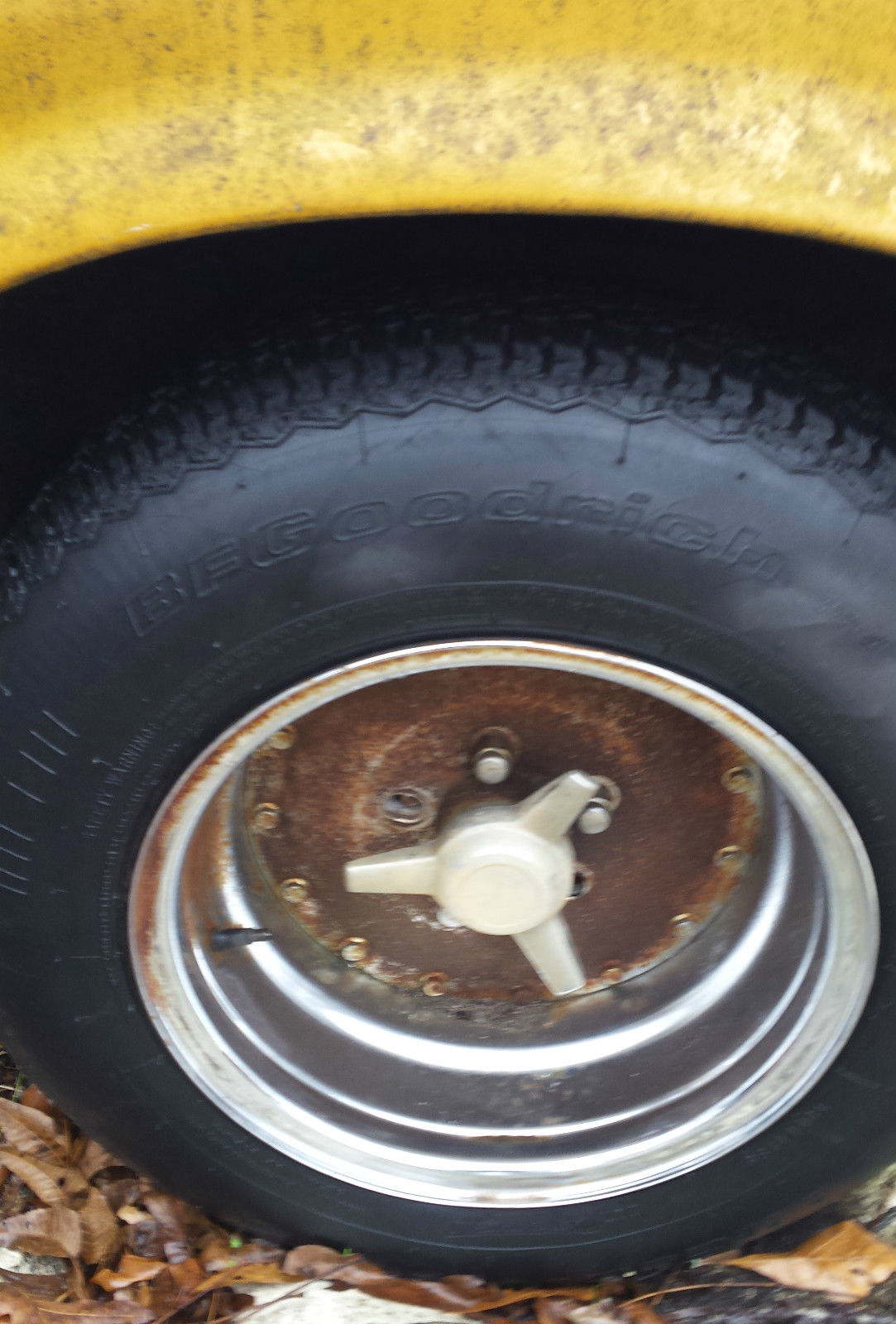 1970 Gold Ford Mustang