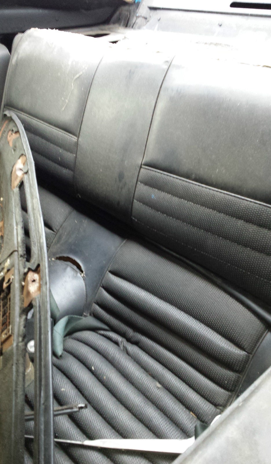 1970 Gold Ford Mustang