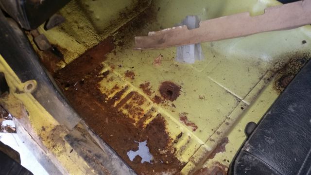 1971 Yellow Ford Mustang Fastback