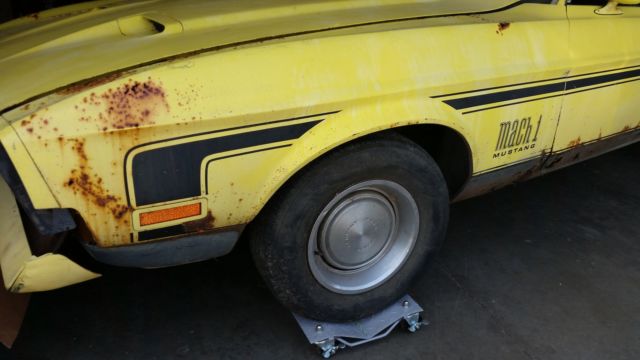 1971 Yellow Ford Mustang Fastback