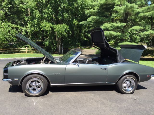 1968 Sequoia green Chevrolet Camaro Convertible