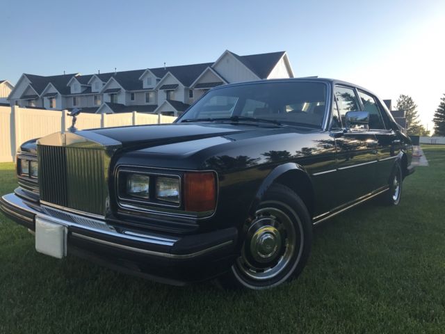 1988 Black Rolls-Royce Silver Spirit/Spur/Dawn Sedan