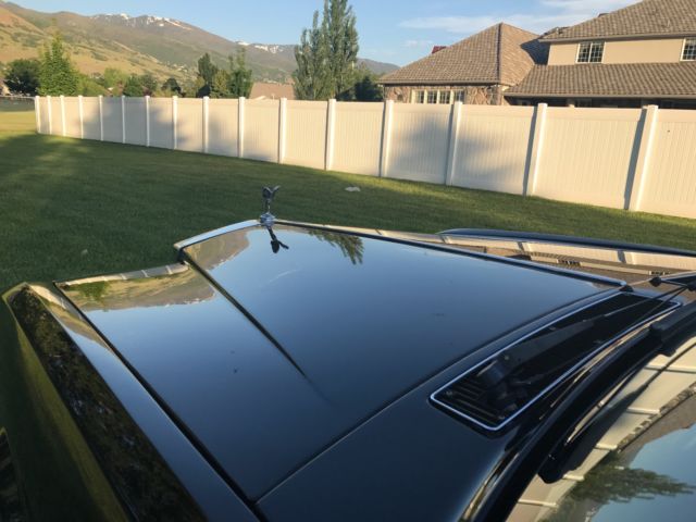 1988 Black Rolls-Royce Silver Spirit/Spur/Dawn Sedan