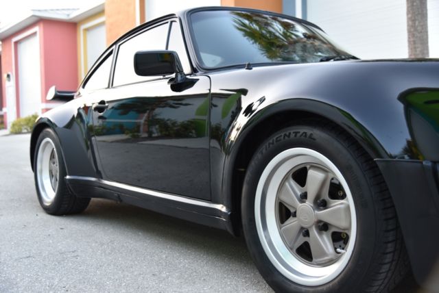 1984 Black Porsche 911