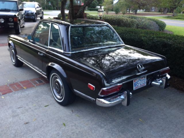 1971 Brown Mercedes-Benz SL-Class