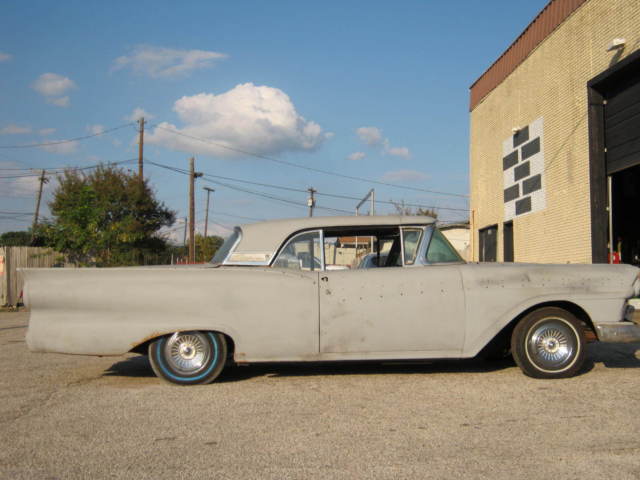 1957 GREY Ford SKYLINER CONVERTIBLE Convertible