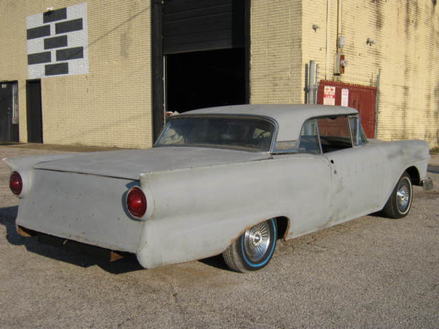 1957 GREY Ford SKYLINER CONVERTIBLE Convertible