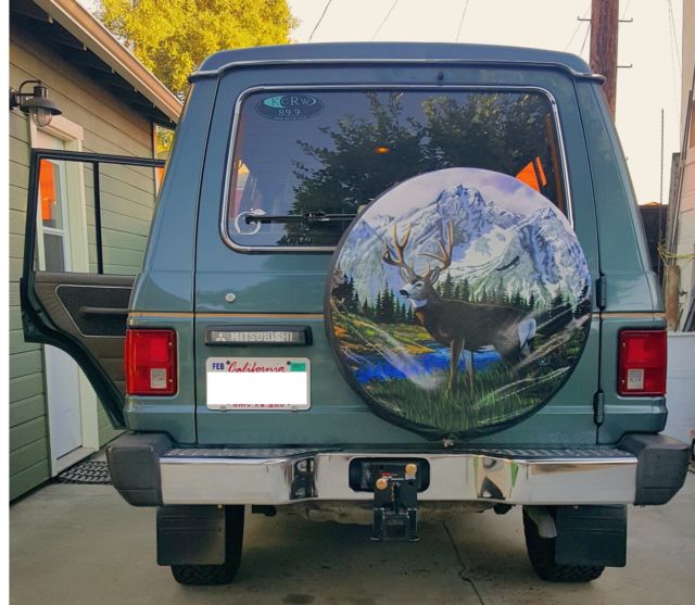 1991 Green Mitsubishi Montero SUV