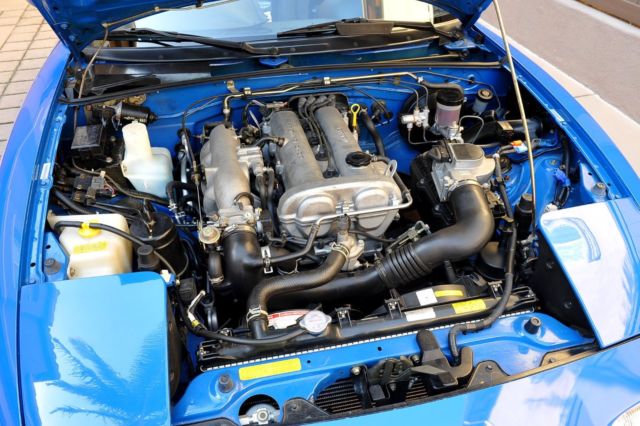 1990 Mariner Blue Mazda MX-5 Miata Convertible
