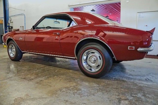 1968 Marlboro Maroon Chevrolet Camaro --
