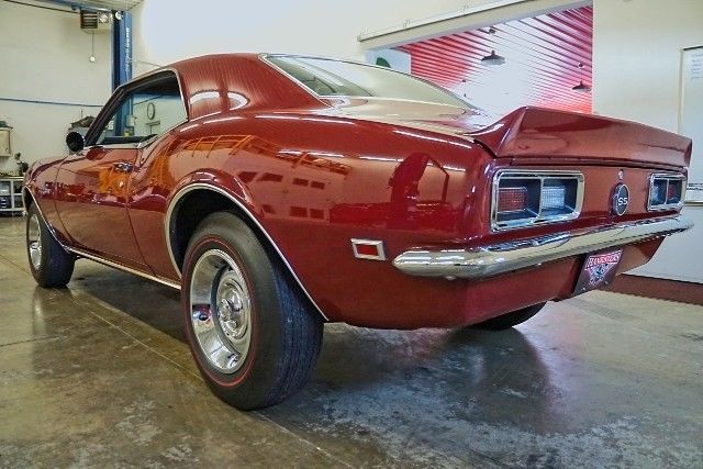 1968 Marlboro Maroon Chevrolet Camaro --