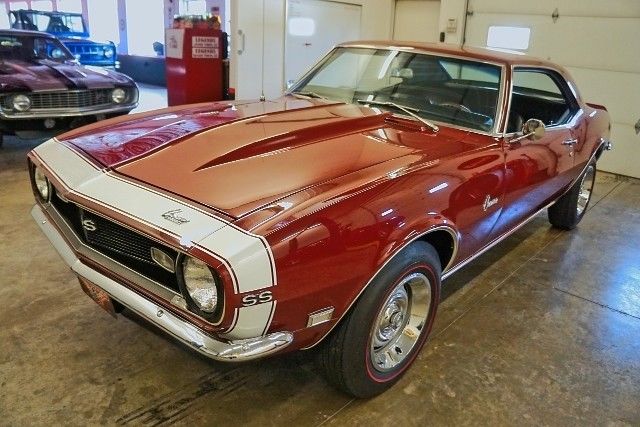 1968 Marlboro Maroon Chevrolet Camaro --