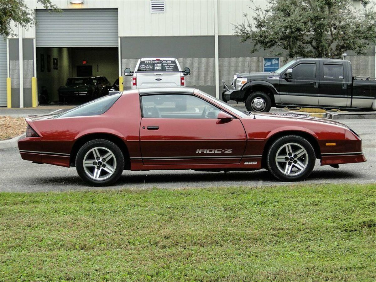1986 Maroon Chevrolet Camaro 2d Coupe