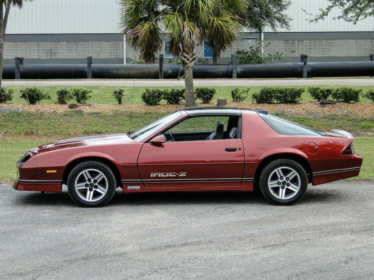 1986 Maroon Chevrolet Camaro 2d Coupe