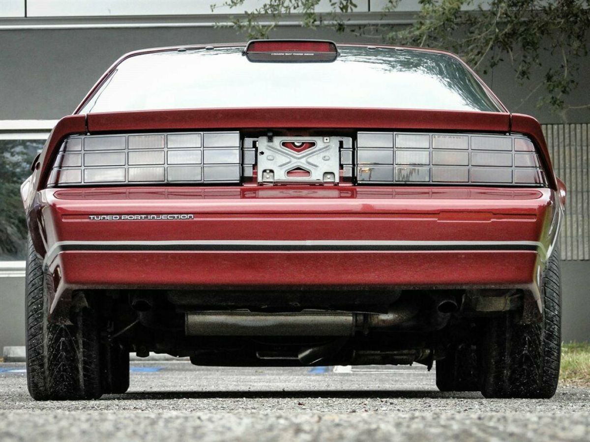 1986 Maroon Chevrolet Camaro 2d Coupe