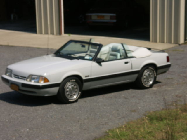 1987 Light Grey (Smoke) Ford Mustang Convertible