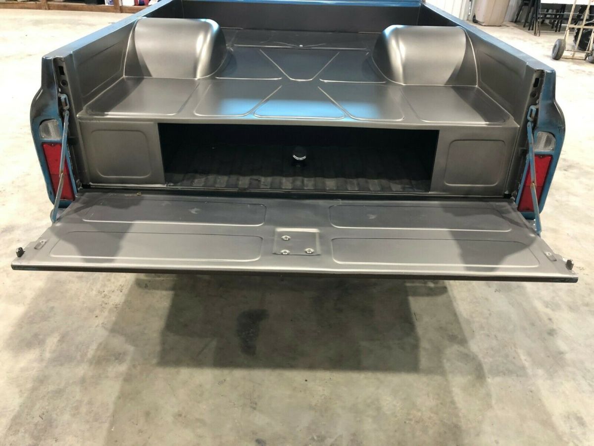 1971 Blue Chevrolet C-10 Standard Cab Pickup