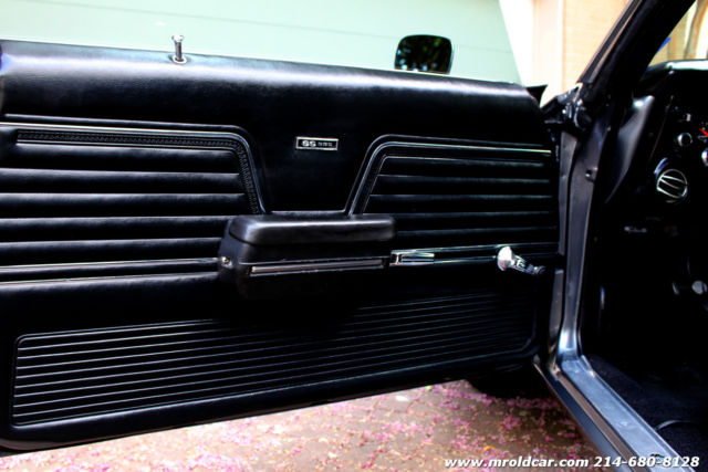 1969 Silver Chevrolet Chevelle Coupe