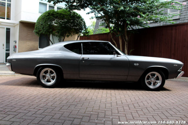 1969 Silver Chevrolet Chevelle Coupe
