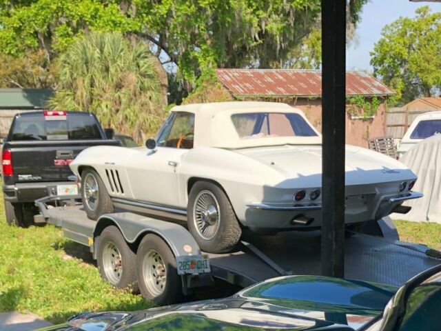 1965 White Chevrolet Corvette Convertible