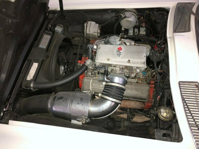 1965 White Chevrolet Corvette Convertible