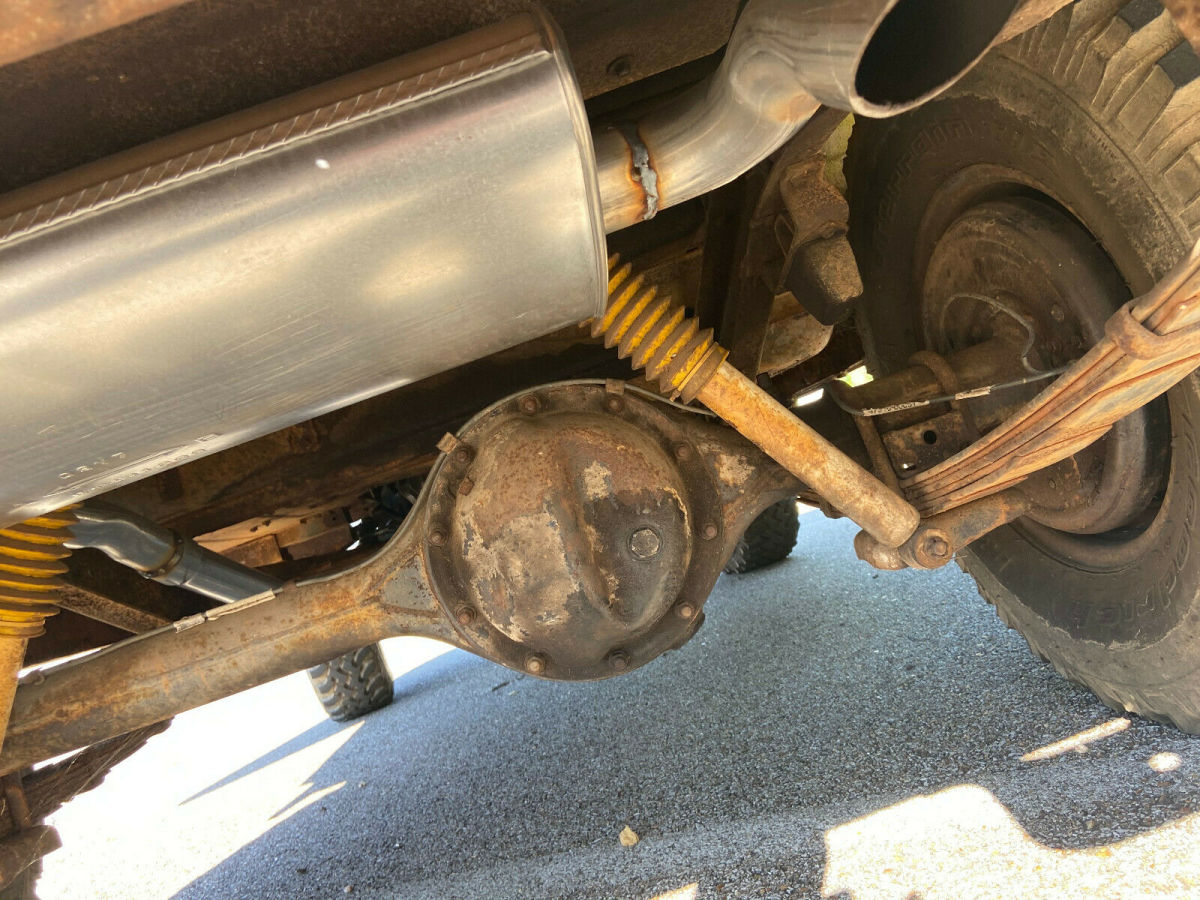 1975 Tan Toyota Land Cruiser SUV