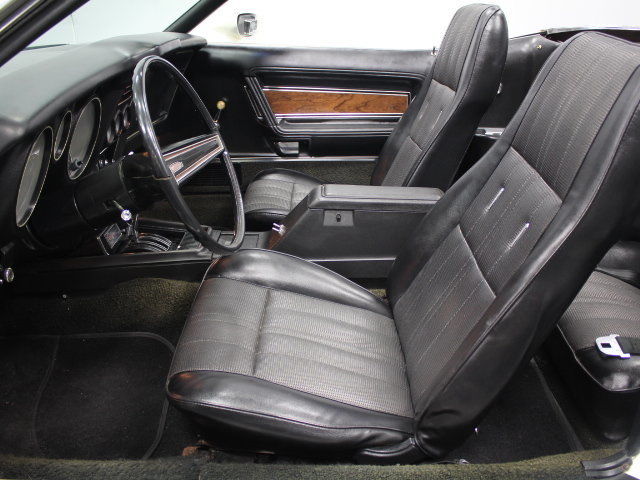 1972 White Ford Mustang Convertible