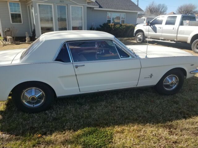 1965 White Ford Mustang Coupe