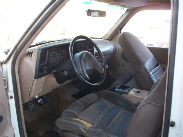 1994 WHITE Mazda B-Series Pickups Extended Cab Pickup