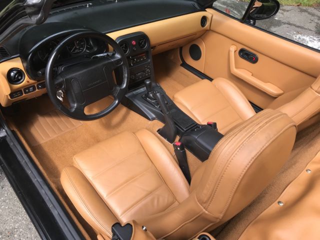 1993 Black Mazda MX-5 Miata Convertible