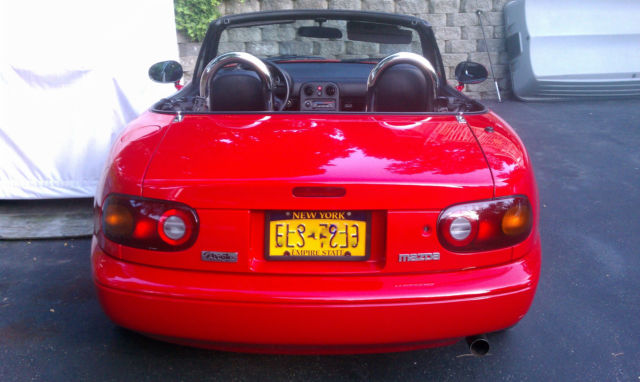 1990 Red Mazda MX-5 Miata Convertible