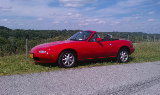 1990 Red Mazda MX-5 Miata Convertible