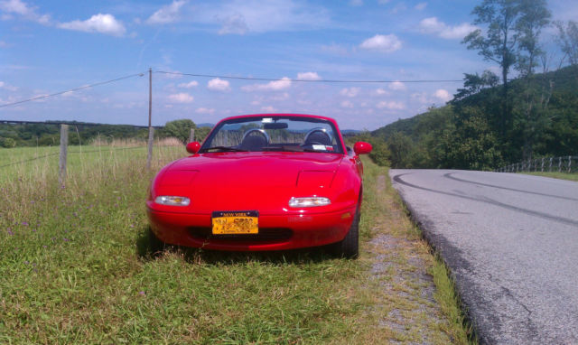 1990 Red Mazda MX-5 Miata Convertible