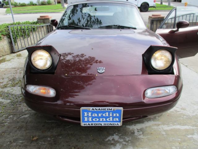 1990 Red Mazda MX-5 Miata Convertible