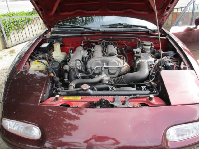 1990 Red Mazda MX-5 Miata Convertible