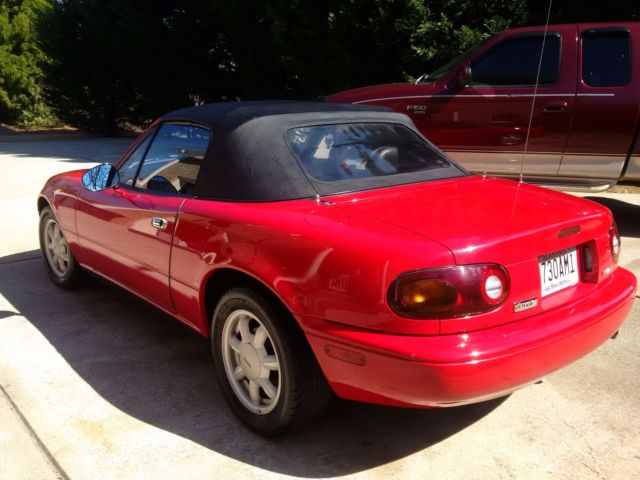 1991 Red Mazda MX-5 Miata Convertible