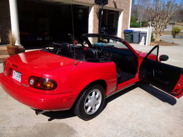 1991 Red Mazda MX-5 Miata Convertible