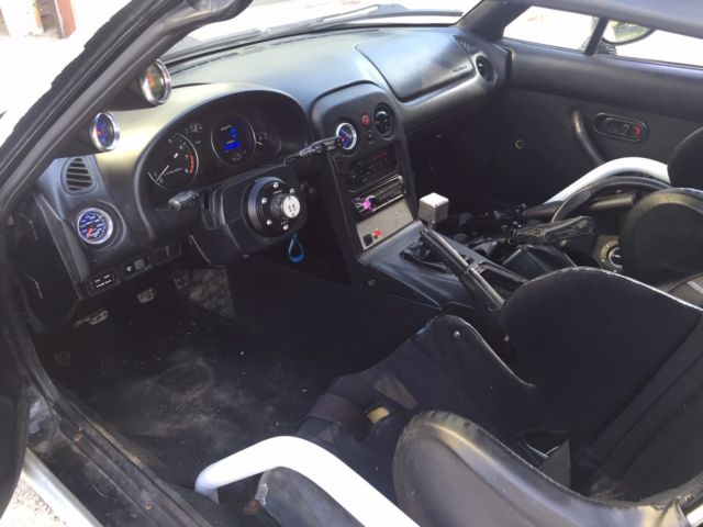 1994 White Mazda MX-5 Miata